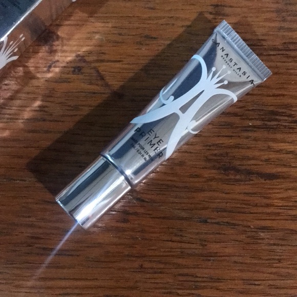 Given as free gift 2/14$! Anastasia eye shadow primer 7mL/ 0.24 fl oz - Picture 4 of 5